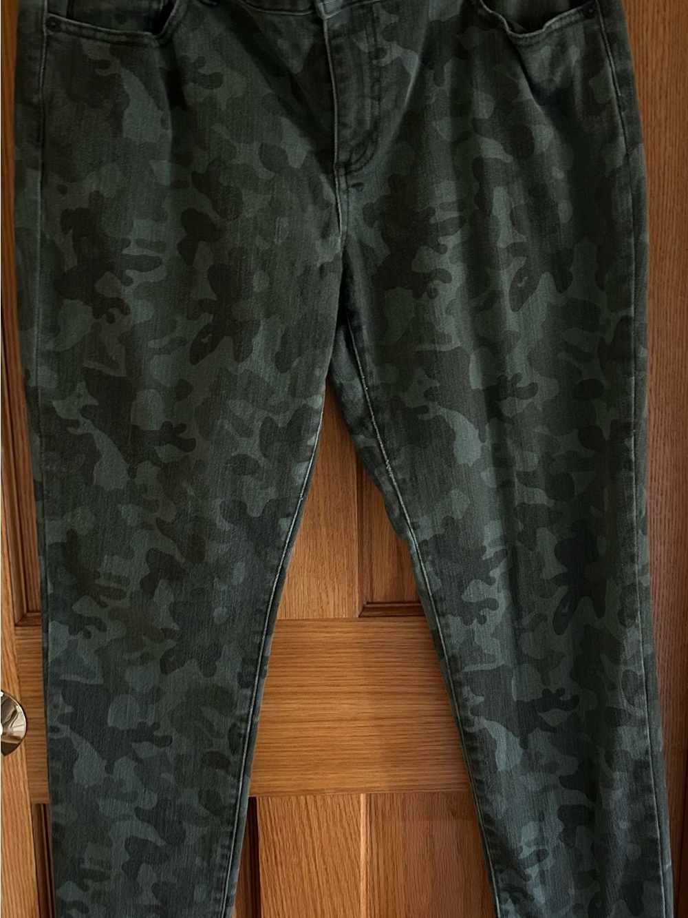 Joie Women's Skinny Camo Jeans in Dark Green Camo Sz 14 EUC